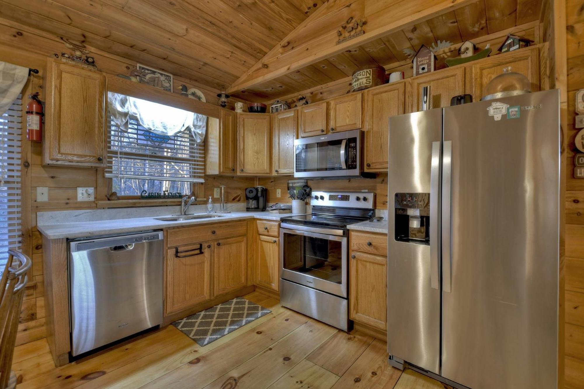 Talking Leaves Hot Tub Firepit And Comfy King Beds Βίλα Ellijay Εξωτερικό φωτογραφία
